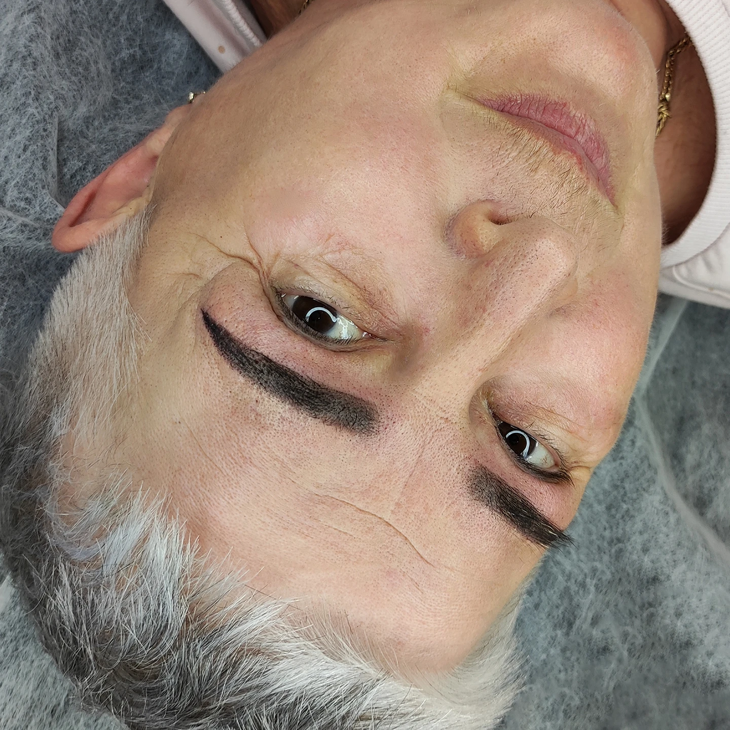 перманент брів. Львів