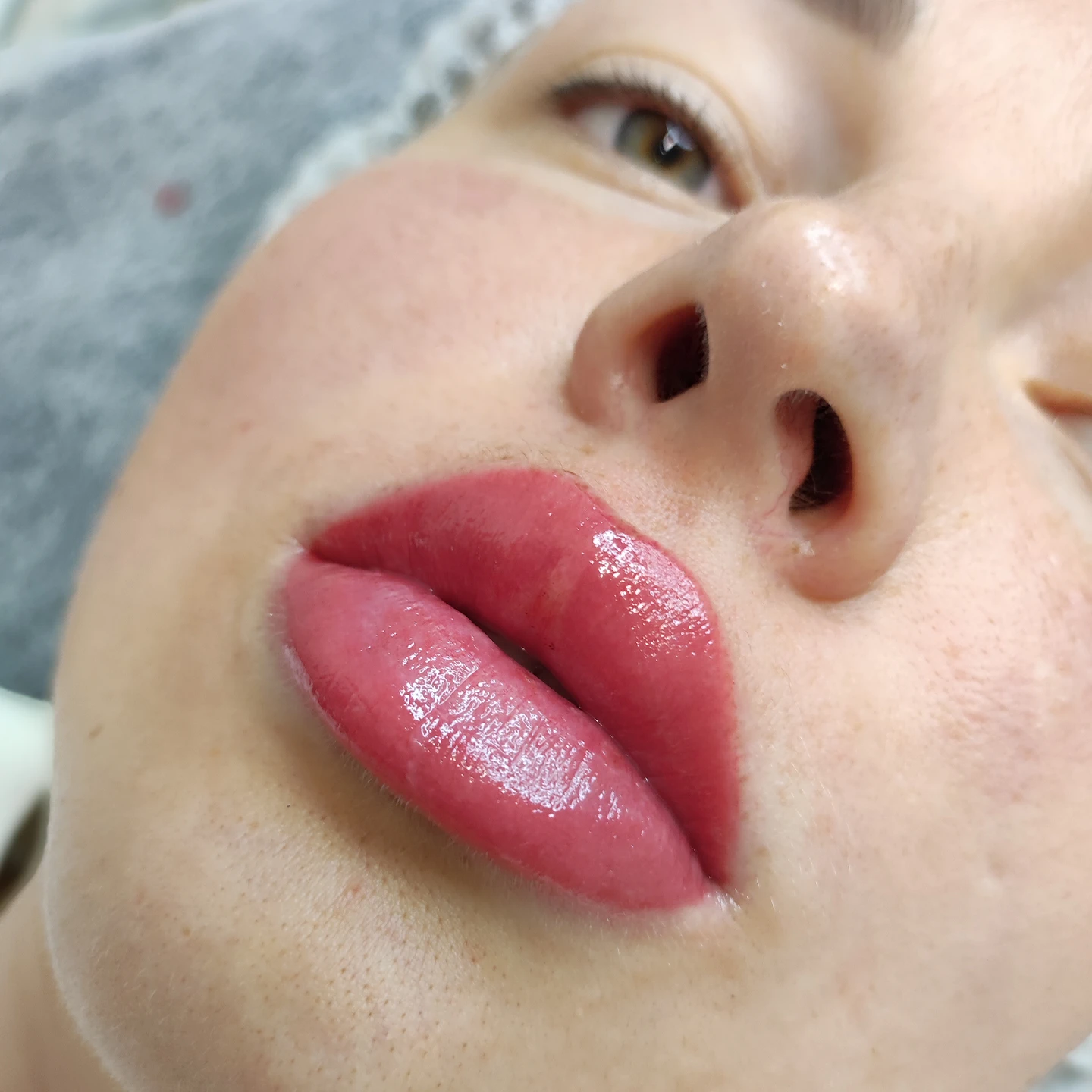 Помадний ефект губ. львів